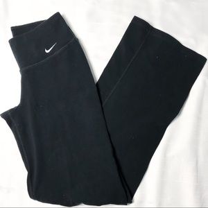 Black Nike Yoga Pants